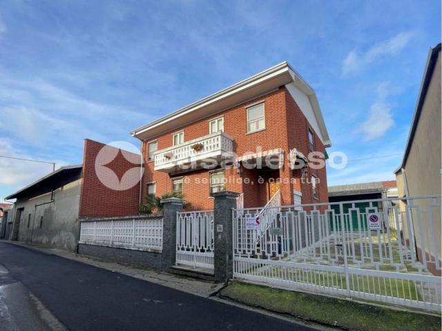 Appartamento in vendita di 233 m² in Via Conti della Rocchetta