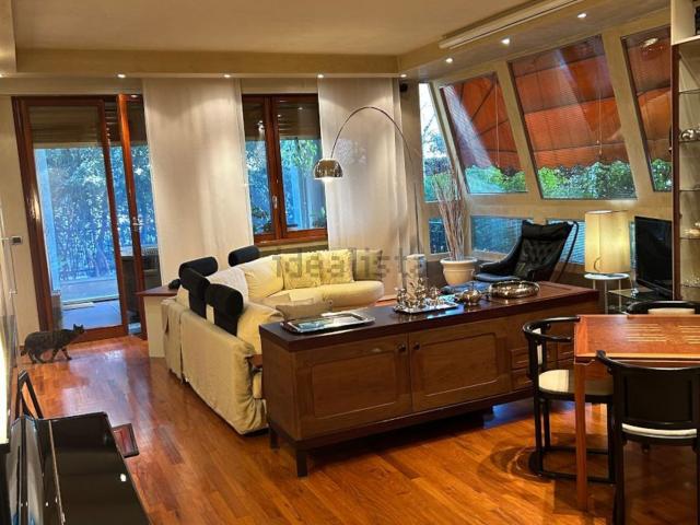 Appartamento in vendita di 233 m² in Via Frà Paolo Sarpi