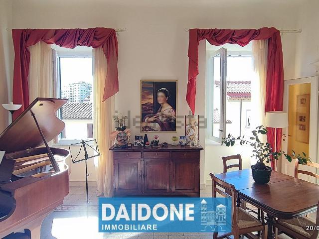 Appartamento in vendita di 233 m² in Via Magenta, 75