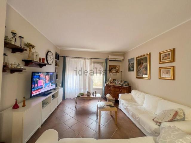 Appartamento in vendita di 233 m² in Via Martino Dati, 10