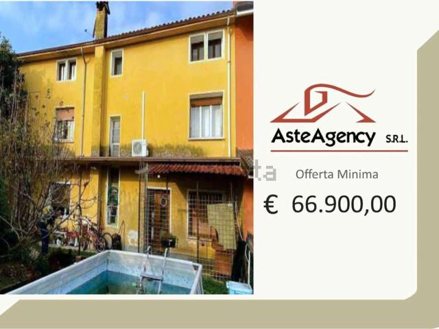 Appartamento in vendita di 233 m² in Via Solari, 43