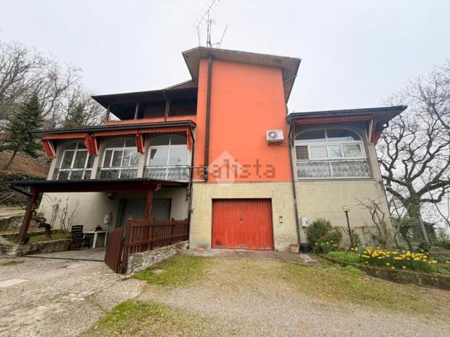 Appartamento in vendita di 233 m² in Via Secchiano, 872