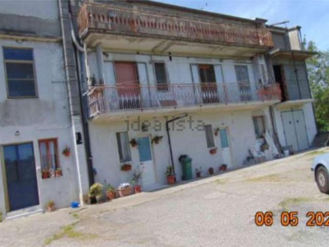 Appartamento in vendita di 233 m² in Contrada Leonessa