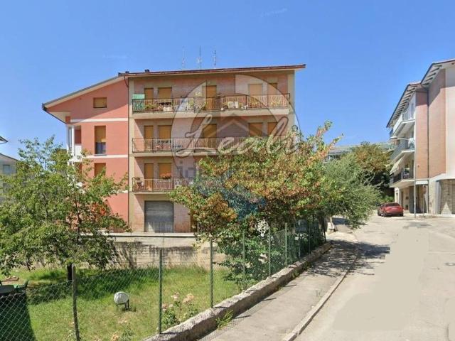 Appartamento in vendita di 234 m² in Via Aristide Gentiloni Silverj, 7