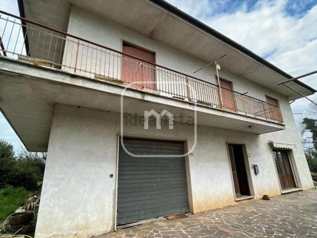 Appartamento in vendita di 234 m² in Via Guglielmo Marconi