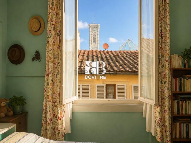 Appartamento in vendita di 234 m² in Via dei Calzaiuoli