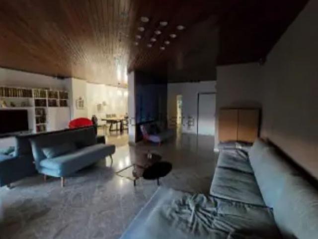 Appartamento in vendita di 234 m² in Corso Umberto I