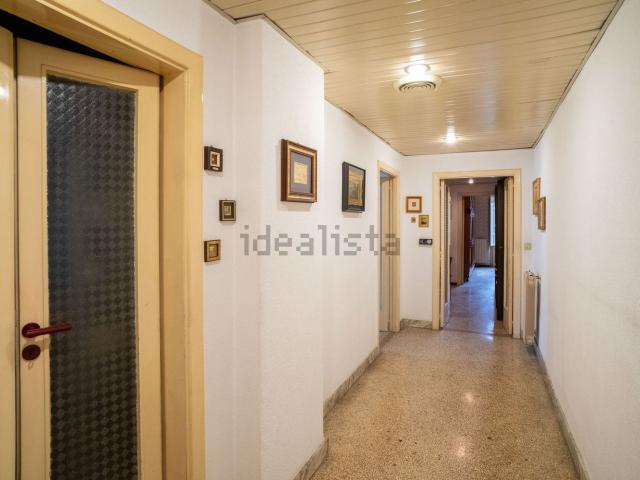 Appartamento in vendita di 235 m² in Via G. Maturi, 7