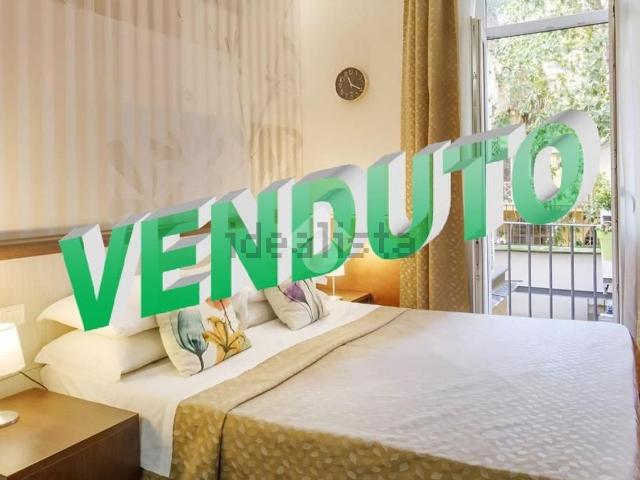 Appartamento in vendita di 235 m² in Via del Corso