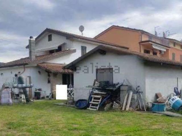 Appartamento in vendita di 235 m² in Via di Campo, 80