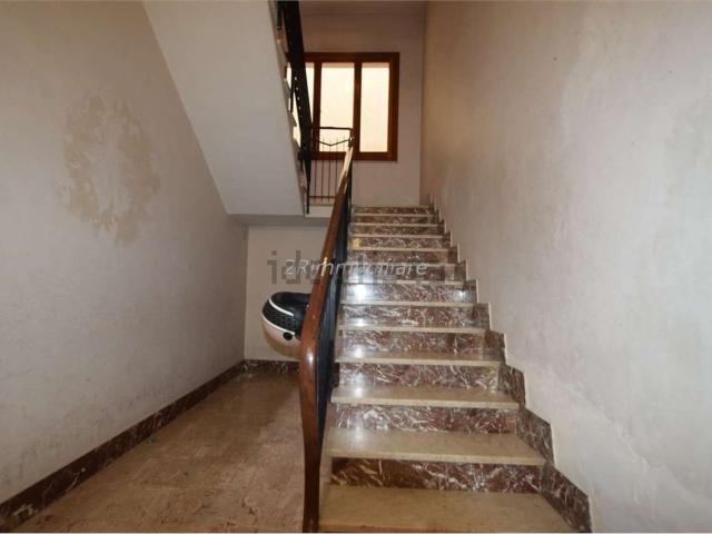 Appartamento in vendita di 235 m² in Via Salemi