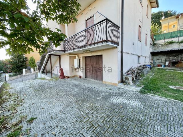 Appartamento in vendita di 235 m² in Via Umbria, 10