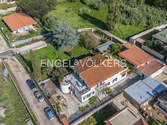 Appartamento in vendita di 236 m² in Via Poggio San Lorenzo