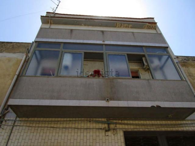 Appartamento in vendita di 237 m² in Via Bonanno
