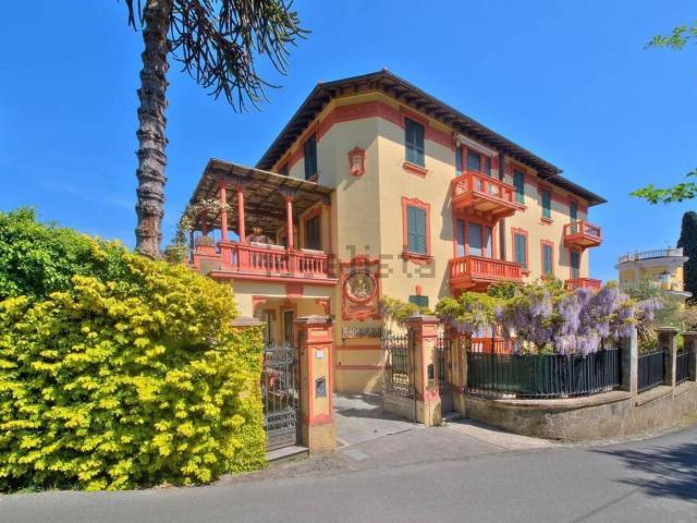 Appartamento in vendita di 237 m² in Via Belvedere