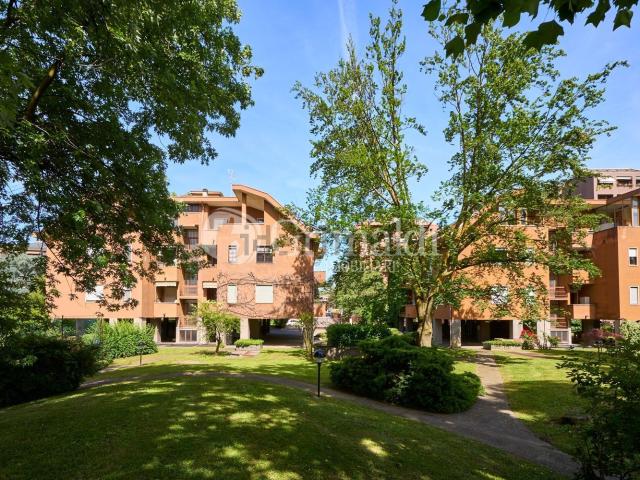 Appartamento in vendita di 237 m² in Via Don Luigi Sturzo, 11