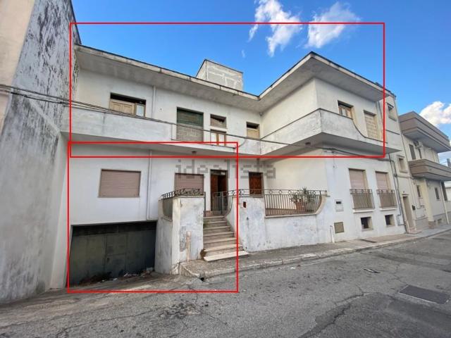 Appartamento in vendita di 237 m² in Via Maculatedda