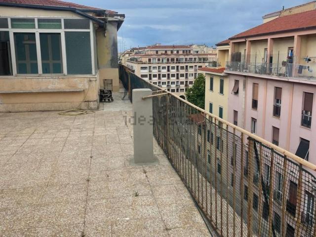 Appartamento in vendita di 238 m² in Via Grande, 133