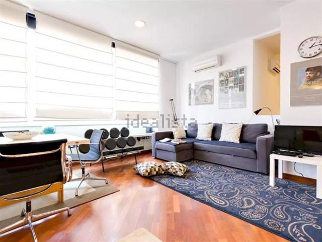 Appartamento in vendita di 238 m² in Via Francesco dall&apos Ongaro