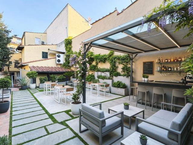 Appartamento in vendita di 238 m² in Via Santa Reparata, 12
