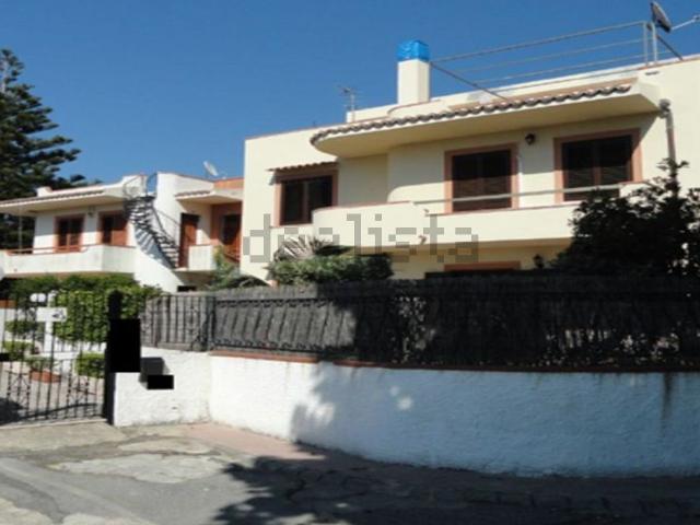 Appartamento in vendita di 238 m² in Via Secondo Giampaolo