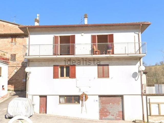 Appartamento in vendita di 238 m² in Frazione Argignano