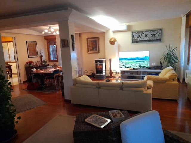 Appartamento in vendita di 240 m²