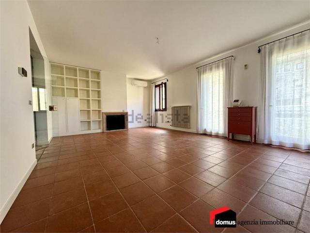 Appartamento in vendita di 240 m²