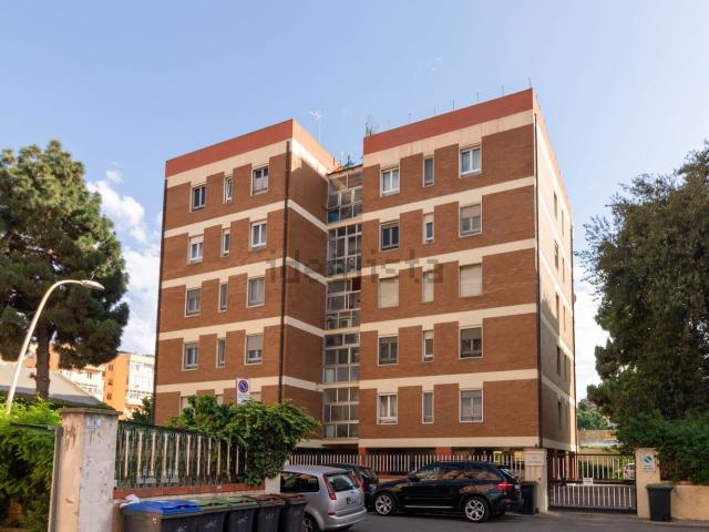 Appartamento in vendita di 240 m² in Via Capitanata, 2