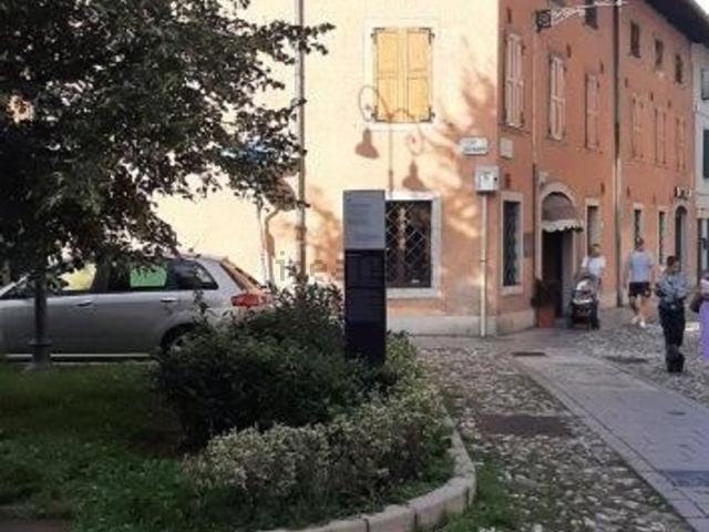Appartamento in vendita di 240 m² in Via Anna Muratti Moretti