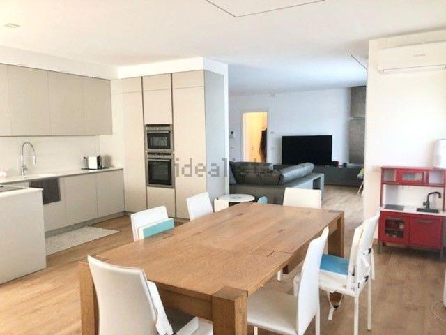 Appartamento in vendita di 240 m² in Via Francia