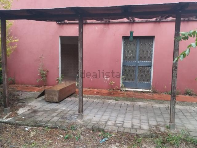 Appartamento in vendita di 240 m² in Via IPPOCRATE RIF C 462