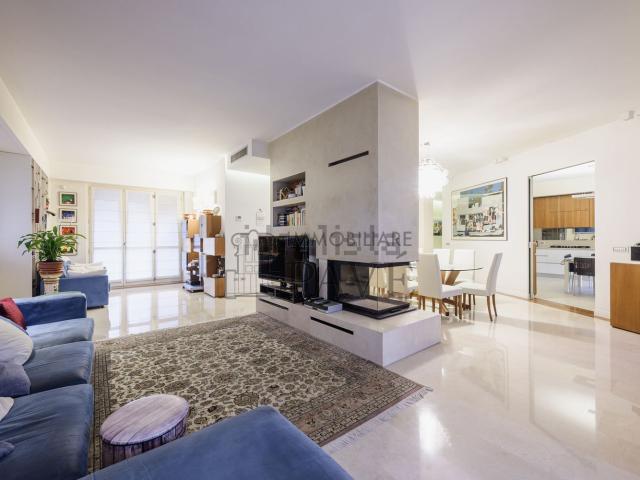 Appartamento in vendita di 240 m² in Via Leon Battista Alberti, 5
