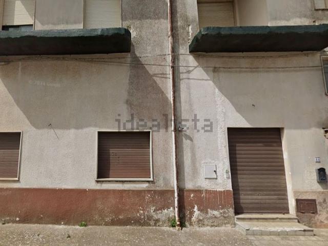 Appartamento in vendita di 240 m² in Via Santo Stasi, 44