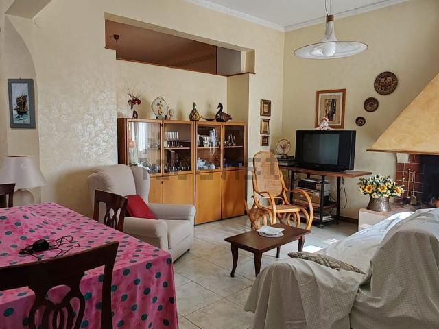 Appartamento in vendita di 240 m² in Via Torquato Tasso, 10