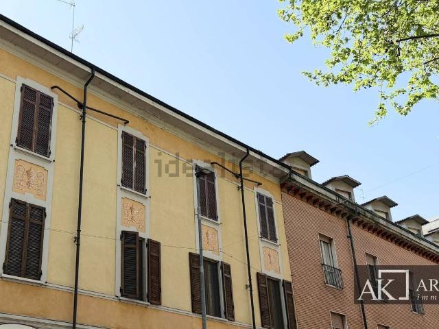 Appartamento in vendita di 240 m² in Via XXIII Marzo 1849, 100