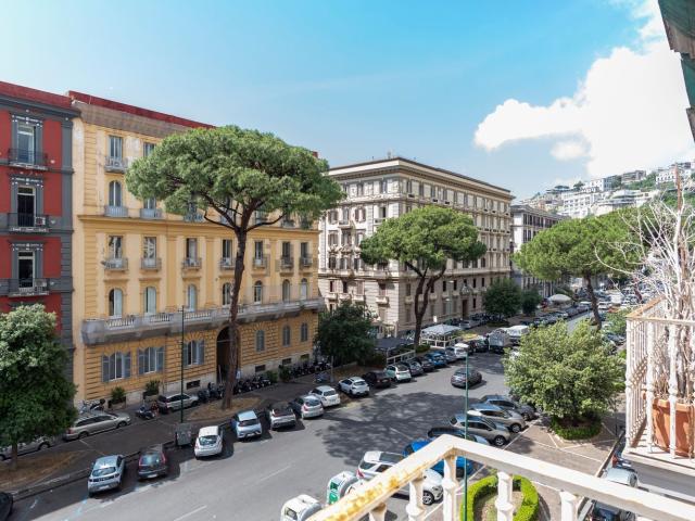 Appartamento in vendita di 240 m² in Viale Antonio Gramsci