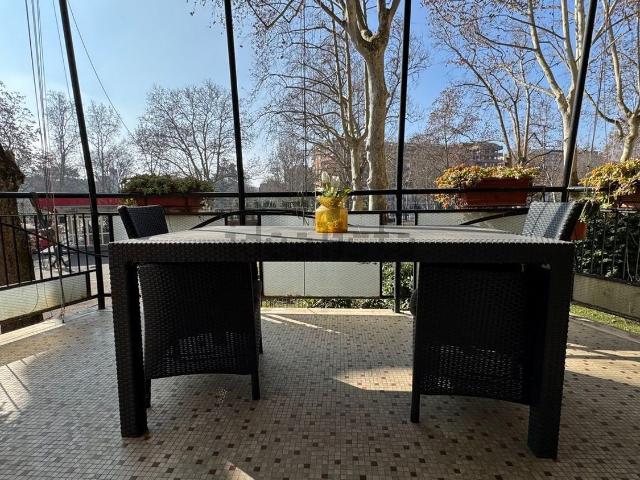 Appartamento in vendita di 240 m² in Viale Pubblico Passeggio