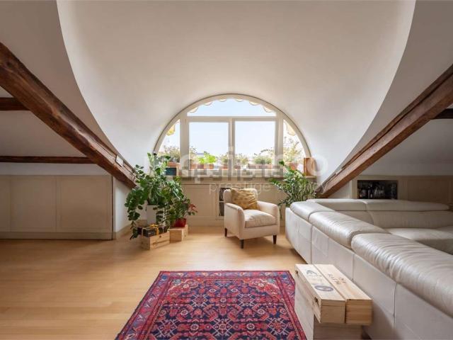 Appartamento in vendita di 240 m² in Corso Italia, 68