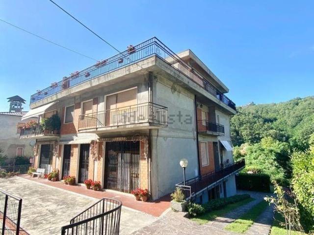 Appartamento in vendita di 241 m²