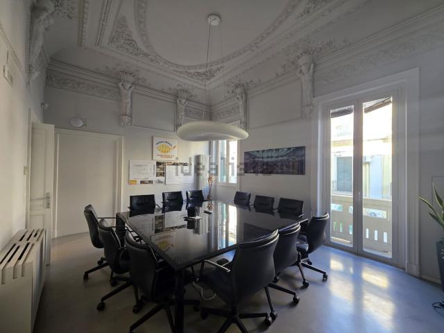 Appartamento in vendita di 241 m² in Via Ghibellina, 64
