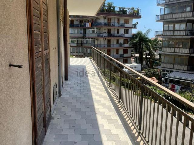 Appartamento in vendita di 242 m² in Via Giovanni Verga