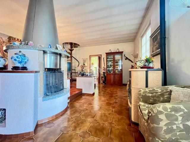 Appartamento in vendita di 242 m² in Via dei Mille, 3