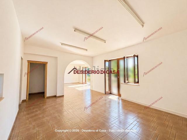 Appartamento in vendita di 242 m² in Via Porta Palermo, 88