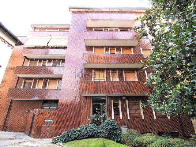 Appartamento in vendita di 243 m² in Piazza Giuseppe Garibaldi, 10