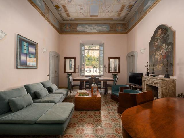 Appartamento in vendita di 244 m²
