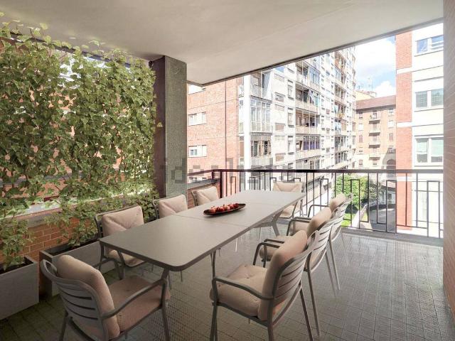 Appartamento in vendita di 244 m² in Via Giuseppe Talucchi