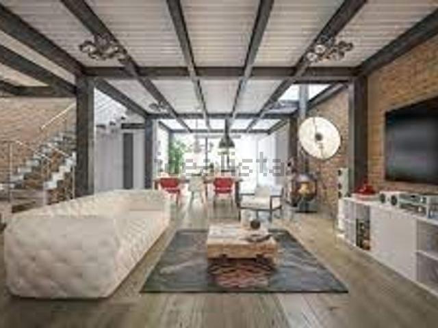 Appartamento in vendita di 244 m² in Via Guizzelmi, 29