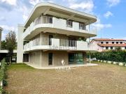 Appartamento in vendita di 244 m² in Viale Vittorio Veneto