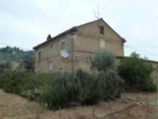 Appartamento in vendita di 244 m² in Contrada San Pietro, 7